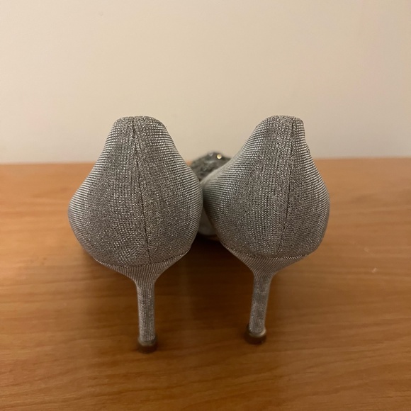 MANOLO BLAHNIK White Rhinestone Silver Metallic Woven Hangisi Jeweled heels 37 - Picture 4 of 10